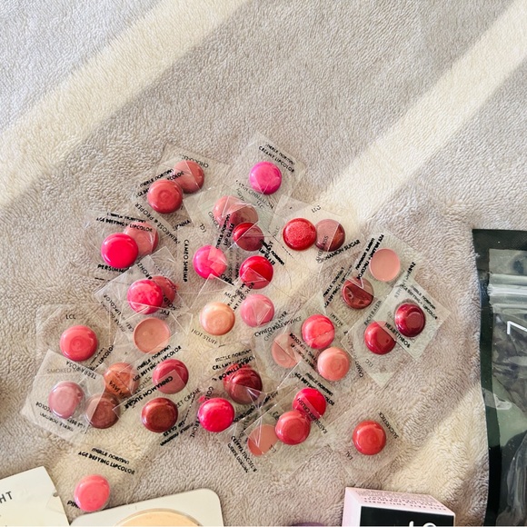 Sample Haul - Picture 2 of 5